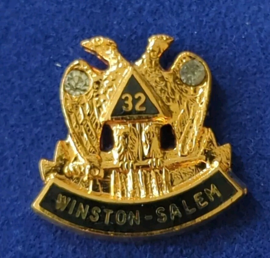 Foto 1 di 7