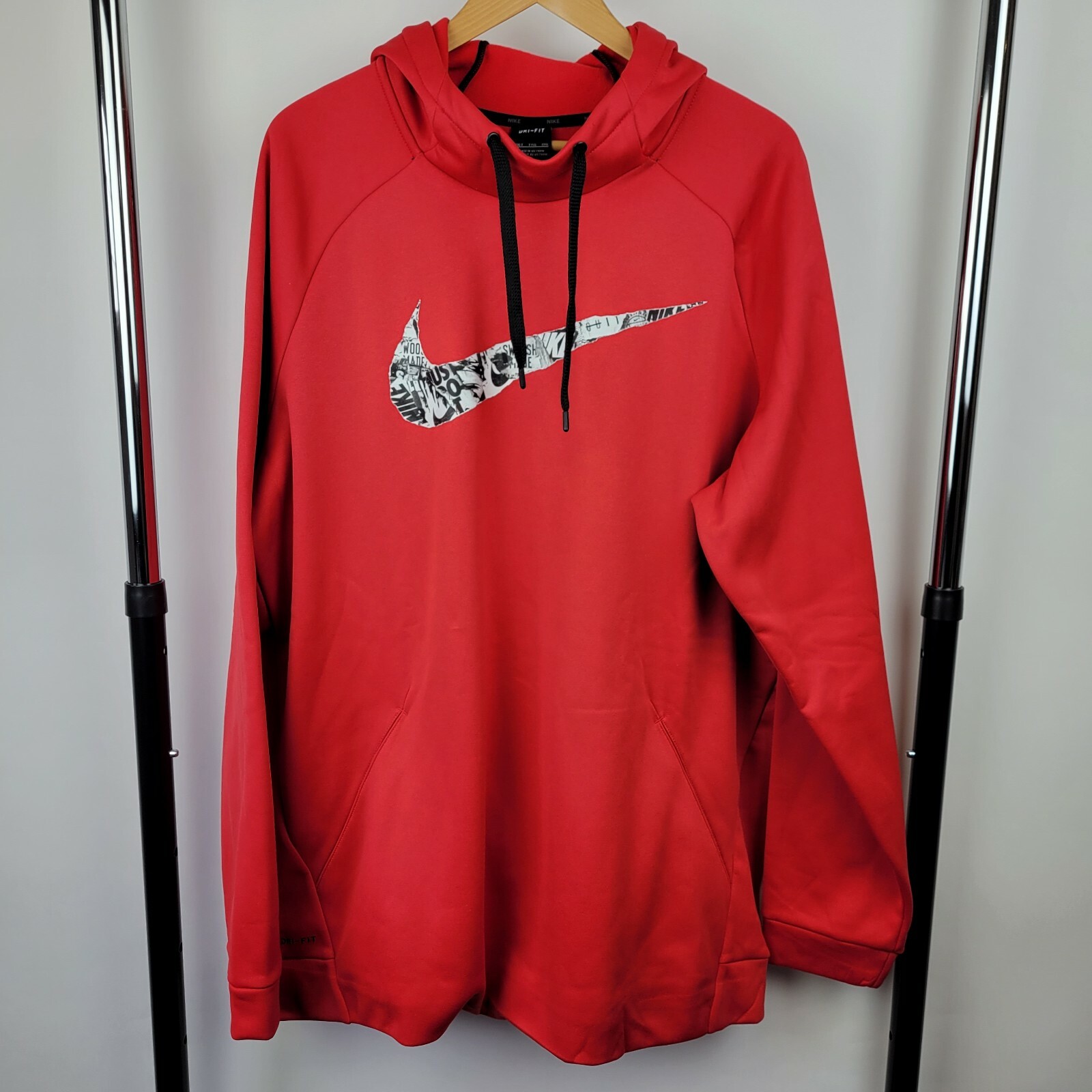 mens nike therma dri fit graphic swoosh 