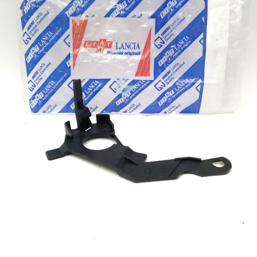 PIASTRA PER CONDIZIONATORE FIAT CROMA - LANCIA THEMA ORIGINALE 82447383 - Imagen 1 de 5