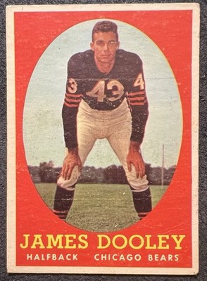 1958 TOPPS JAMES DOOLEY (CHICAGO CARDINALS) #8 VG VG+