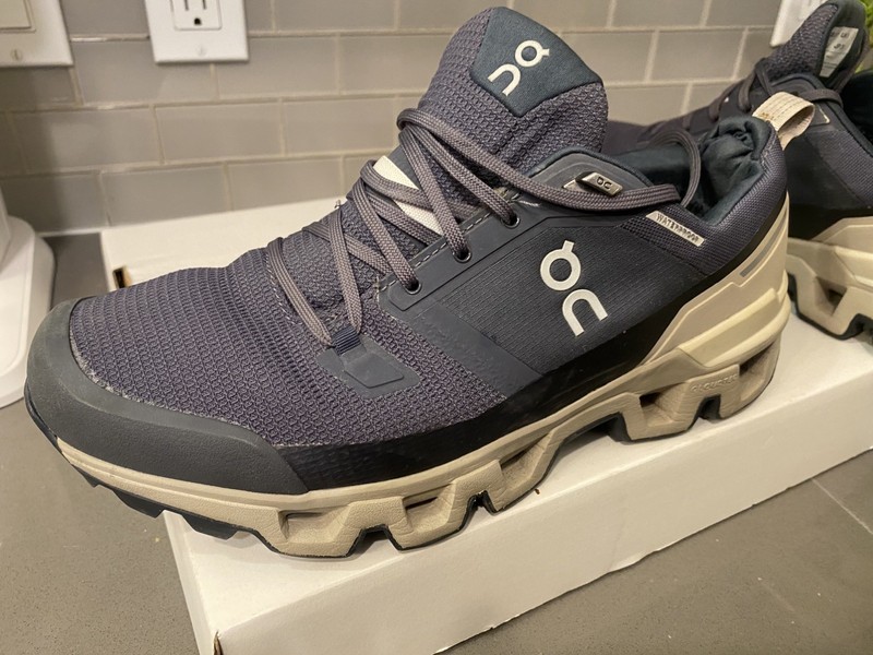ON Cloudwander Waterproof Sneakers Running Shoes MidnightOlive Size 11W women’s 