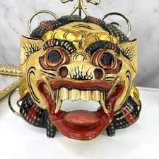 Ancien masque balinais boma barong vintage sculpture sur bois gardien démon art populaire Bali 