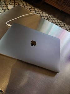 MacBook Pro M1 8GB 256GB | eBay MacBook Pro M1 8GB 256GB | eBay