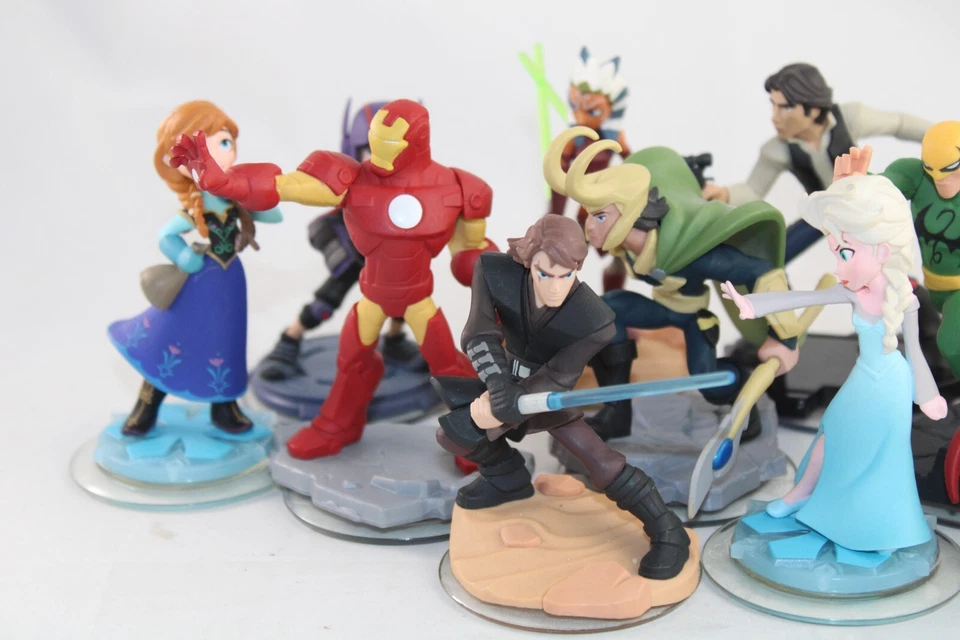 Disney Infinity 2.0 Lot of 11 Marvel Star Wars Frozen Figures Good Condition - Image 2 of 4