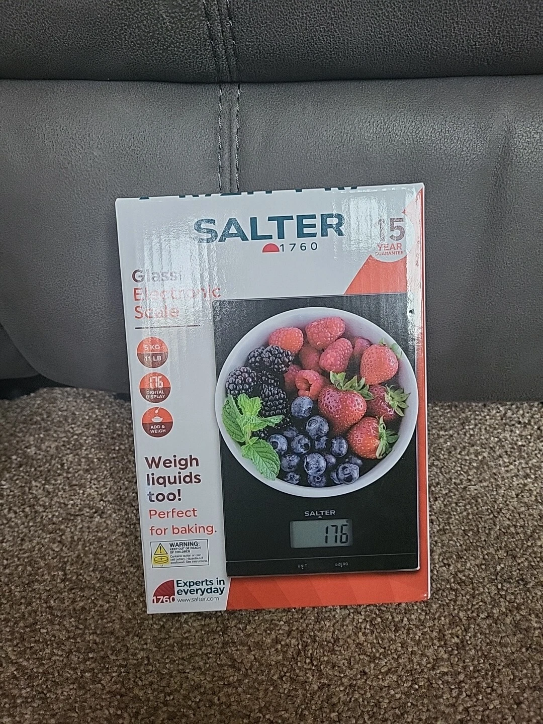Salter Digital Kitchen Scale Electronic Glass Platform Easy Read Display Black