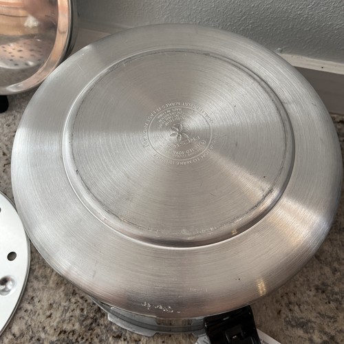 Presto 0175510 Pressure Cooker Canner 16 Qt. with Jiggler Regulator Tray Trivet - Picture 9 of 11