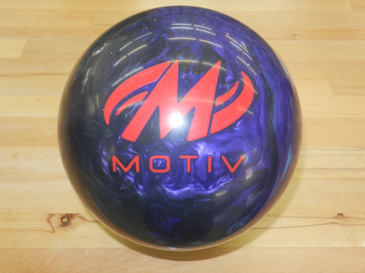 NIB 14# Motiv Venom Hysteria Bowling Ball - 14.3/2.6