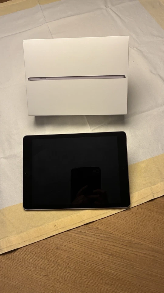 Apple iPad 9 · 32GB · Wi-Fi, Foto 2 von 4
