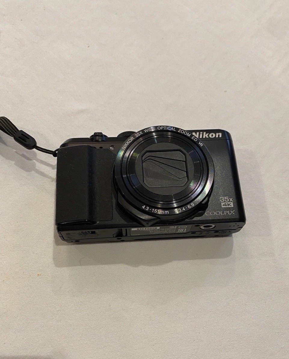 For Parts** Nikon COOLPIX A900 Digital Camera Black 35x Zoom