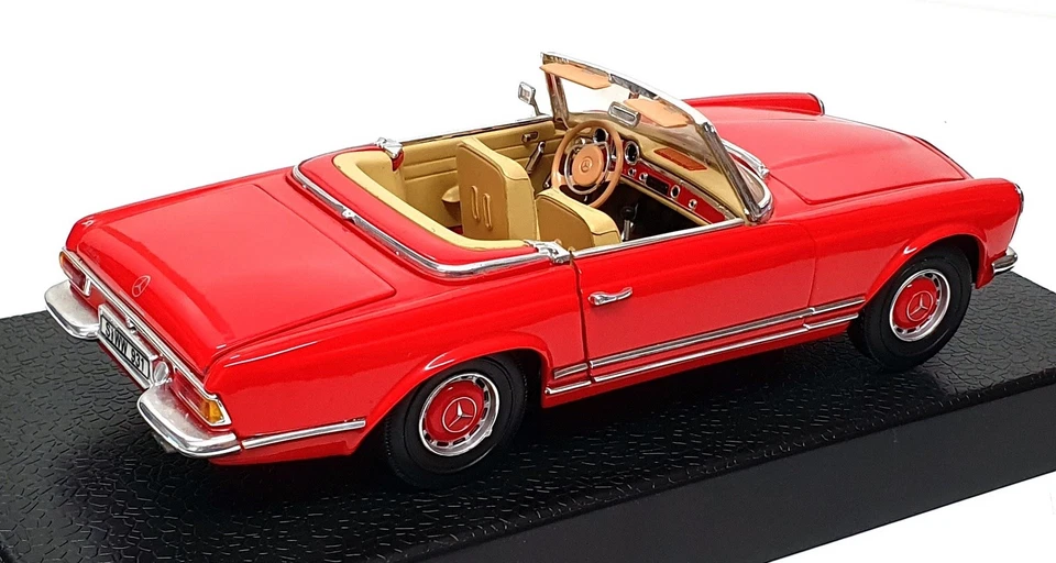 Anson 1/18 Scale Diecast 30389 - Mercedes Benz 280 SL - Red - Image 2 of 4