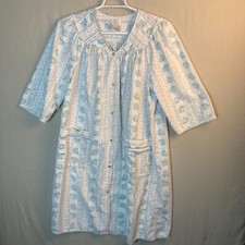 Vnt Carriage Court Womens Housecoat SZ L Floral Lace trim snap Front Cottagecore