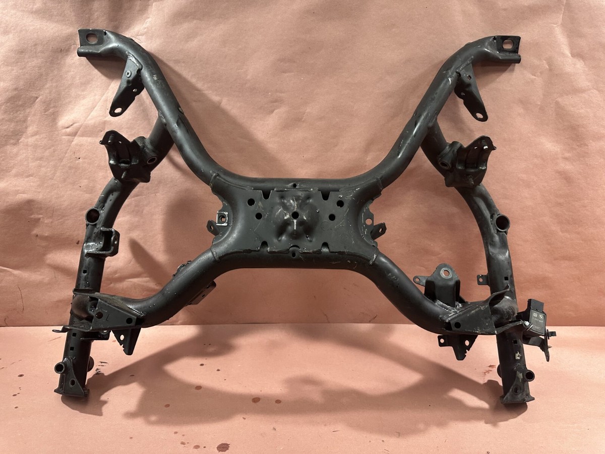 BMW E38 740IL 740I Front Subframe Crossmember Axle Carrier Assy
