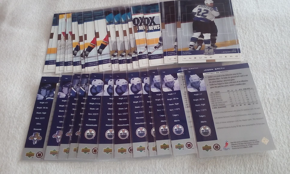 1999-00 Wayne Gretzky Hockey Part. Set 1-99 Pick cards that you want/need. - Image 4 of 4