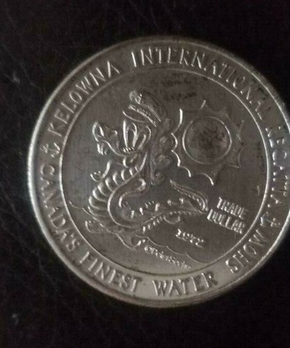200 1972 KELOWNA INTERNATIONAL 66th REGATTA OGOPOGO Lake Monster Vntg Coins - Picture 1 of 6