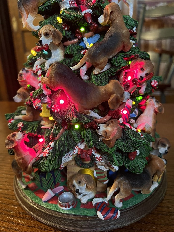 Danbury Mint Beagle Dog Tree Works Plug In With Star!!! eBay