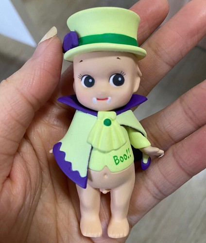 SONNY ANGEL Halloween Series 2015 Vampire Secret Mini Figure Opened Blind Box - Picture 3 of 12