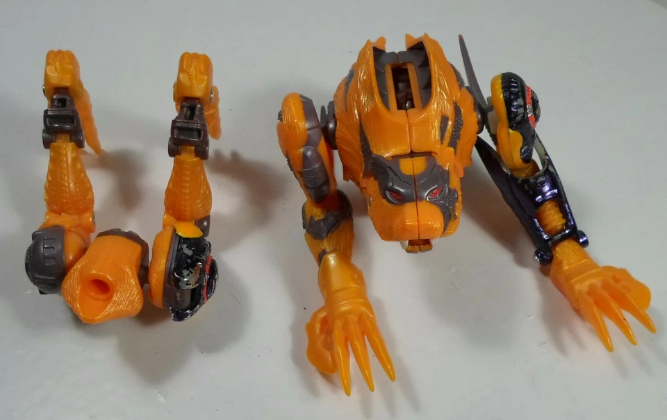 HASBRO VTG 1999 TRANSFORMERS BEAST WARS TRANSMETALS II CHEETOR ROBOT BROKEN - Image 3 of 4