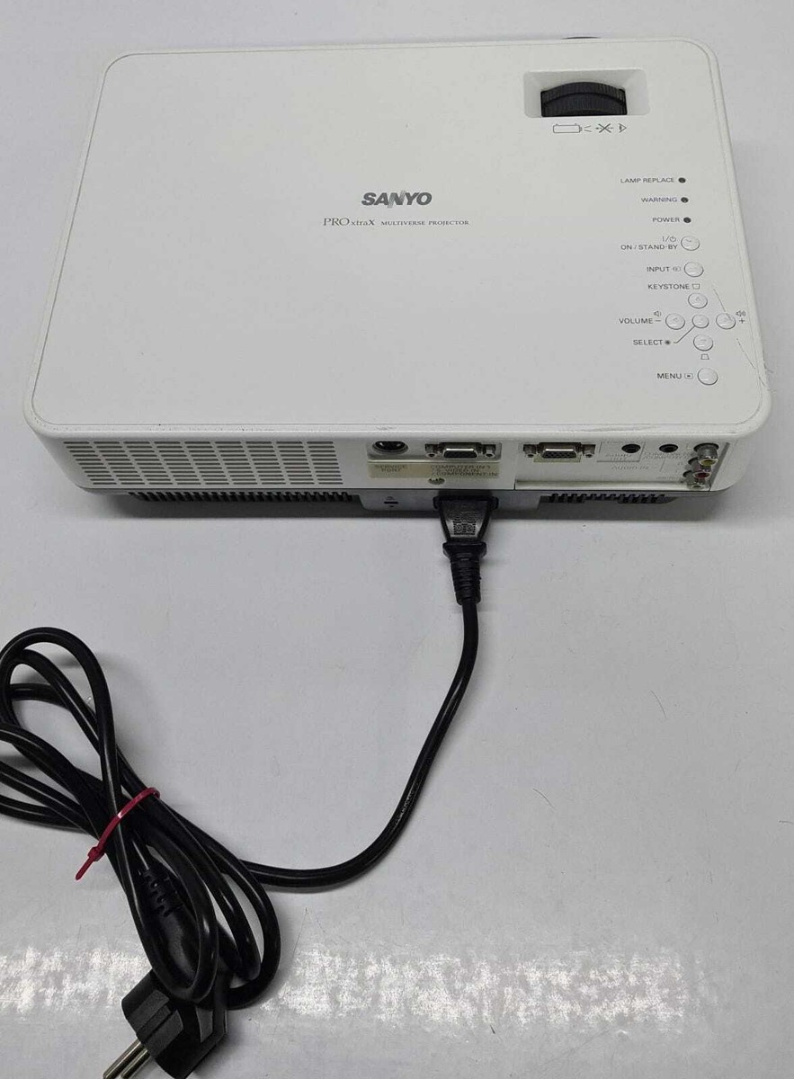 SANYO PLC-XW57 PRO xtraX Multiverse Projector POA-LMP122 | eBay SANYO PLC-XW57 PRO xtraX Multiverse Projector POA-LMP122 | eBay