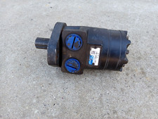 Eaton Char-lynn 158-3984-001 Hydraulic Drive Motor Nos Splined shaft Danfoss
