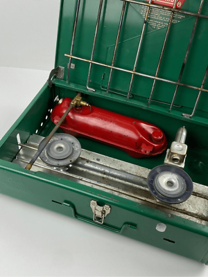 Coleman - vege。 Vintage Coleman USA Two Burner Camp Stove 425E499 Green w