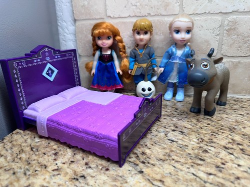 Disney Pincess Frozen Anna Elsa 6" Doll Petite Kristoff Bed singing Figure - Picture 3 of 12