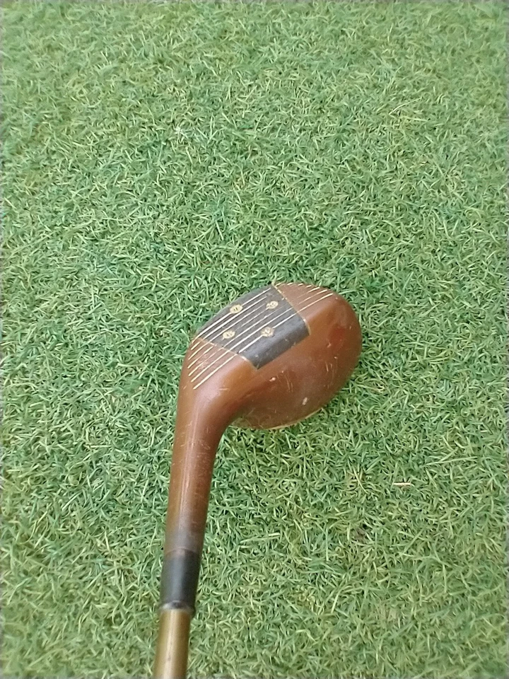 VINTAGE SLOTLINE LADY RAMPANT # 1 DRIVER WOOD 40" RH GRAPHITE SHAFT - GOOD COND - Image 4 of 4