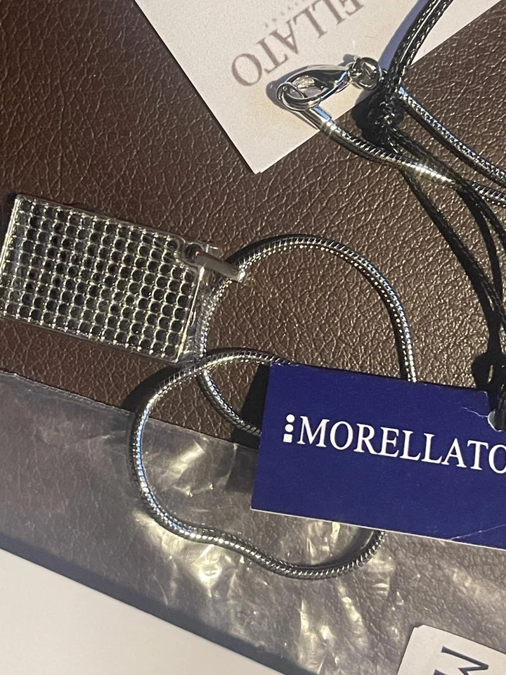 BELLISSIMA COLLANA MORELLATO CON PIASTRINA IN ACCIAIO LUCIDO E CRISTALLi NERI - Immagine 4 di 4