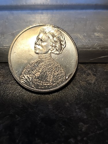 "Rare" Jovita Idar Quarter 2023 P mint Error Coin Reading "In Cod We Trust" - Picture 2 of 5