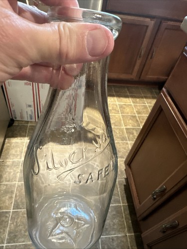 Silverwood’s Safe Milk Embossed Quart Milk Bottle London Ontario Canada - Picture 6 of 12
