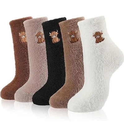 5 Pairs Womens Christmas Fuzzy Socks Cute Highland Cow Holiday Socks Gifts