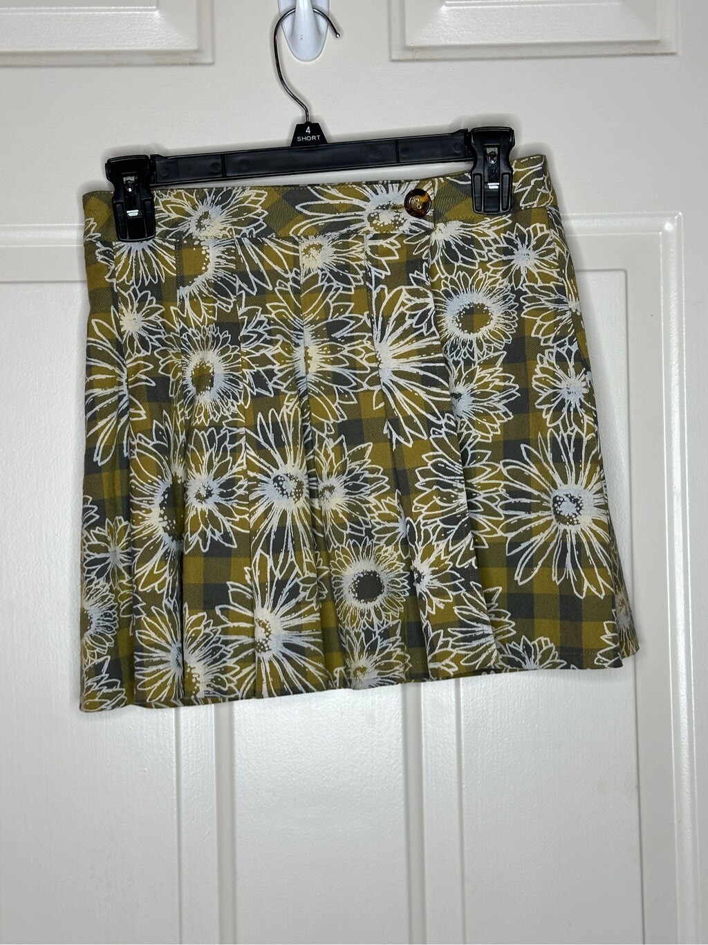 Urban Outfitters Daisy Plaid Wrap Skirt Size XS Gem