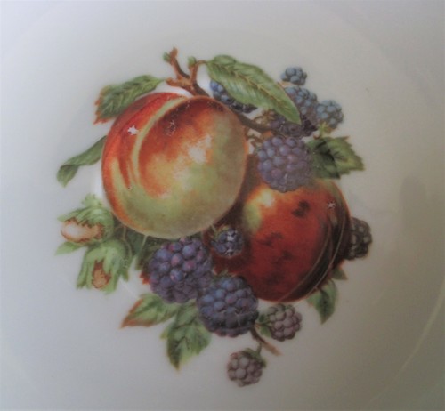 Royal Halsey Footed Cup & Saucer RYH2 Peach Blackberry Gold Trim - Picture 6 of 11