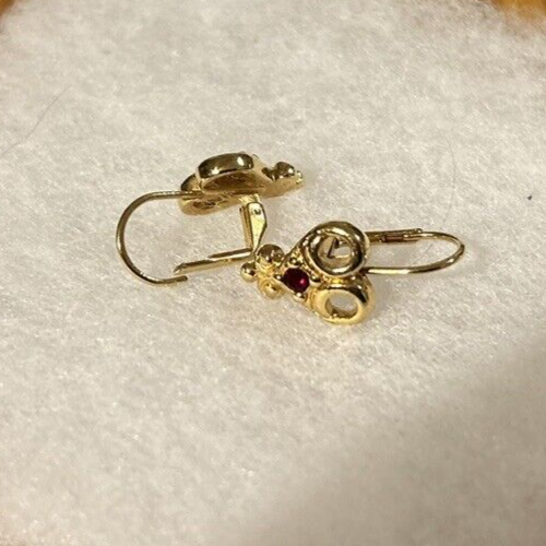 Avon Pierced Earrings Gold-tone Heart Tiny Red Rhinestone Lever back NWT #11 - Picture 12 of 14