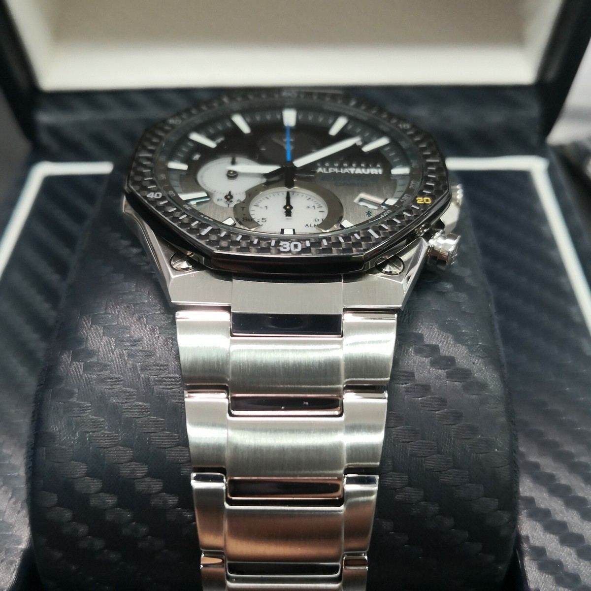 Casio Edifice Scuderia Alpha Tauri Limited Men's Watch EQB Casio Edifice Scuderia Alpha Tauri Limited Men's Watch EQB