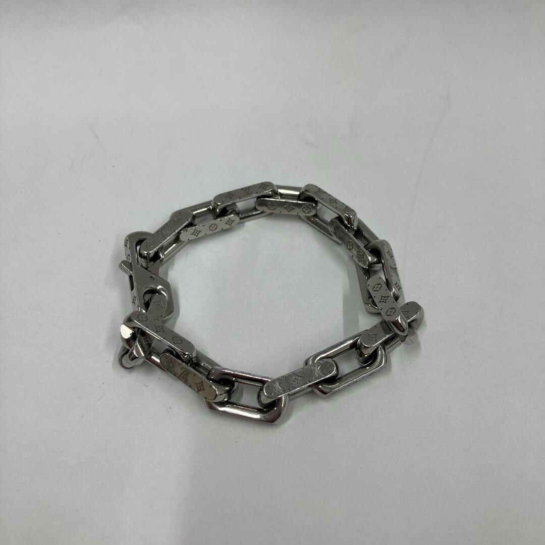Louis Vuitton Collier Bracelet Chain Monogram Metal Silver M00309