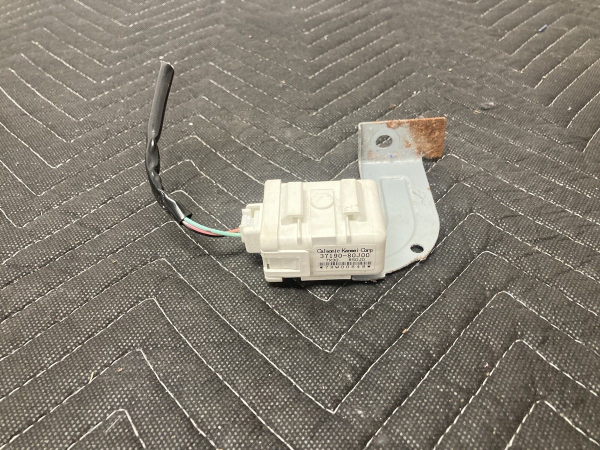 2007-2013 Suzuki SX4 SEDAN Keyless Entry Receiver Module 37190