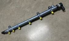 New! 0445215016 BOSCH Genuine Fuel Rail 2004 Dodge Sprinter 3500 Cummins Diesel