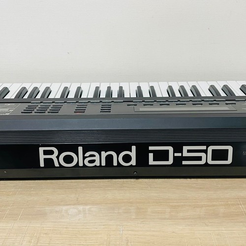Roland D-50 Software Sintetizzatore, Scheda di Memoria, Manuale Istruzioni Incluso Usato - Foto 7 di 10