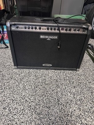 Behringer V-Tone GMX212