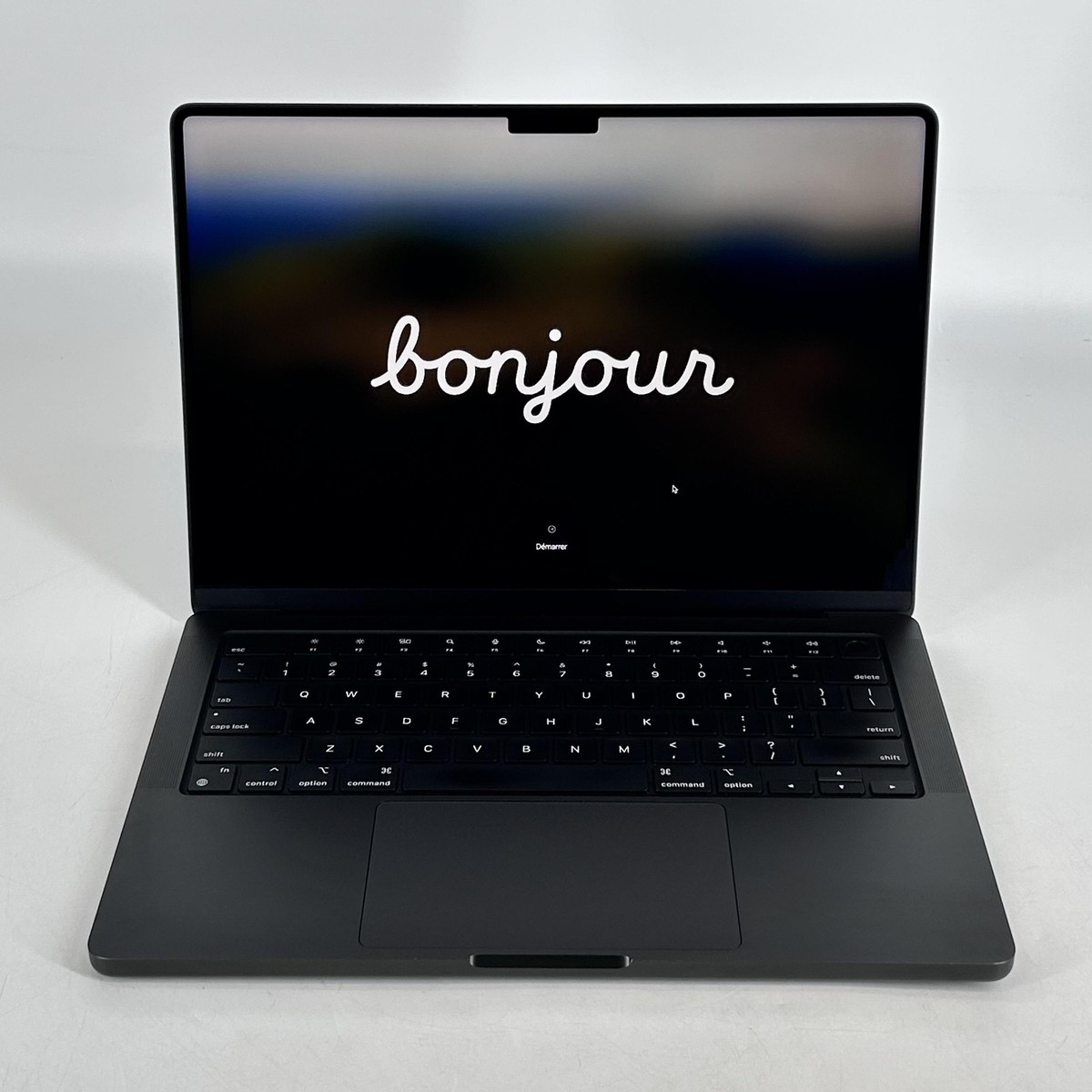 MacBook Pro 14 Nov 2023 M3 Pro 11-Core CPU 14-Core GPU 18GB 512GB
