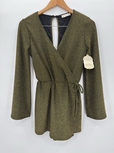 Altar'd State Flare Sleeve Romper in Gold Shimmer Women’s Size XS KR72944 NEW - Picture 2 of 8