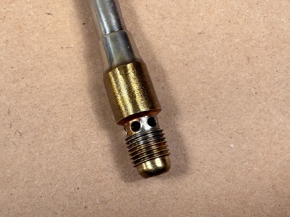 ¿Modificado? Punta de antorcha de acetileno de vástago Prest-O-Lite POL 6105 - Punta ovalada de latón Foto 4 de 4