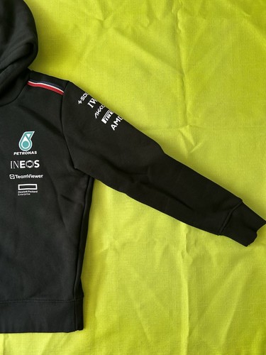 Mercedes AMG Petronas F1 Team Youth Hoodie Black 2024 8yr 128 - Picture 4 of 14