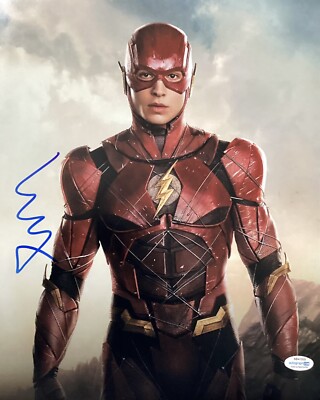 Ezra Miller original signiertes 14x11 Flash Foto ACOA