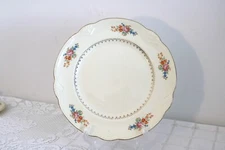 HOMER LAUGHLIN M207 MARIGOLD FLOWERS FILIGREE 10 3/8"d Dinner Plates Set of 2