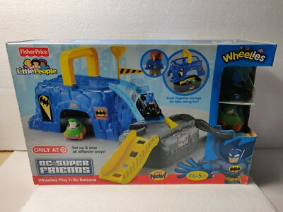 Fisher Price Little People WHEELIES PLAY N GO BATCAVE (CosBman1753
