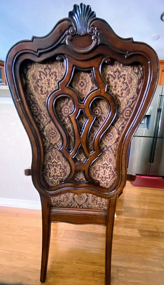 Silla de comedor country estilo victoriano tallado Foto 2 de 4