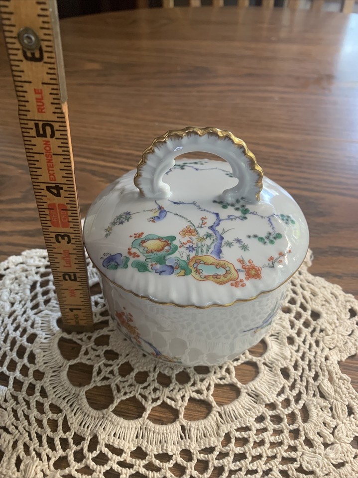 Vintage Limoges Trinket/candy Dish With Handle Gold Trim Asian Style