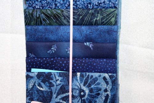 10 FAT QUARTERS IN BLUES - 100% COTTON FABRIC - Picture 3 of 3