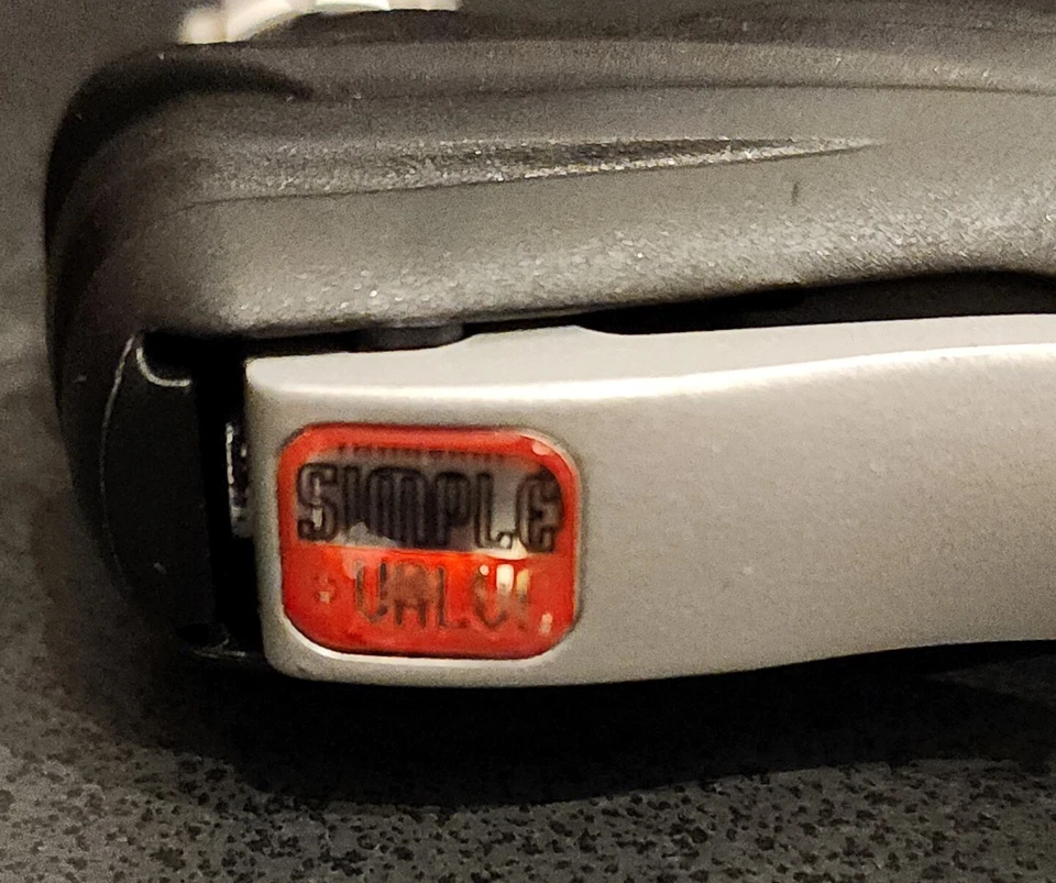 Mini bomba de bicicleta de mano SERFAS LS-50, negra y plateada, usada, vendedor canadiense, FOTOS Foto 4 de 4